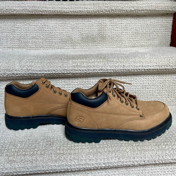 NWB Skechers Men's Size 12 Utility Leather Upper Lug Sole Outdoor Work Boots - Picture 2 of 9